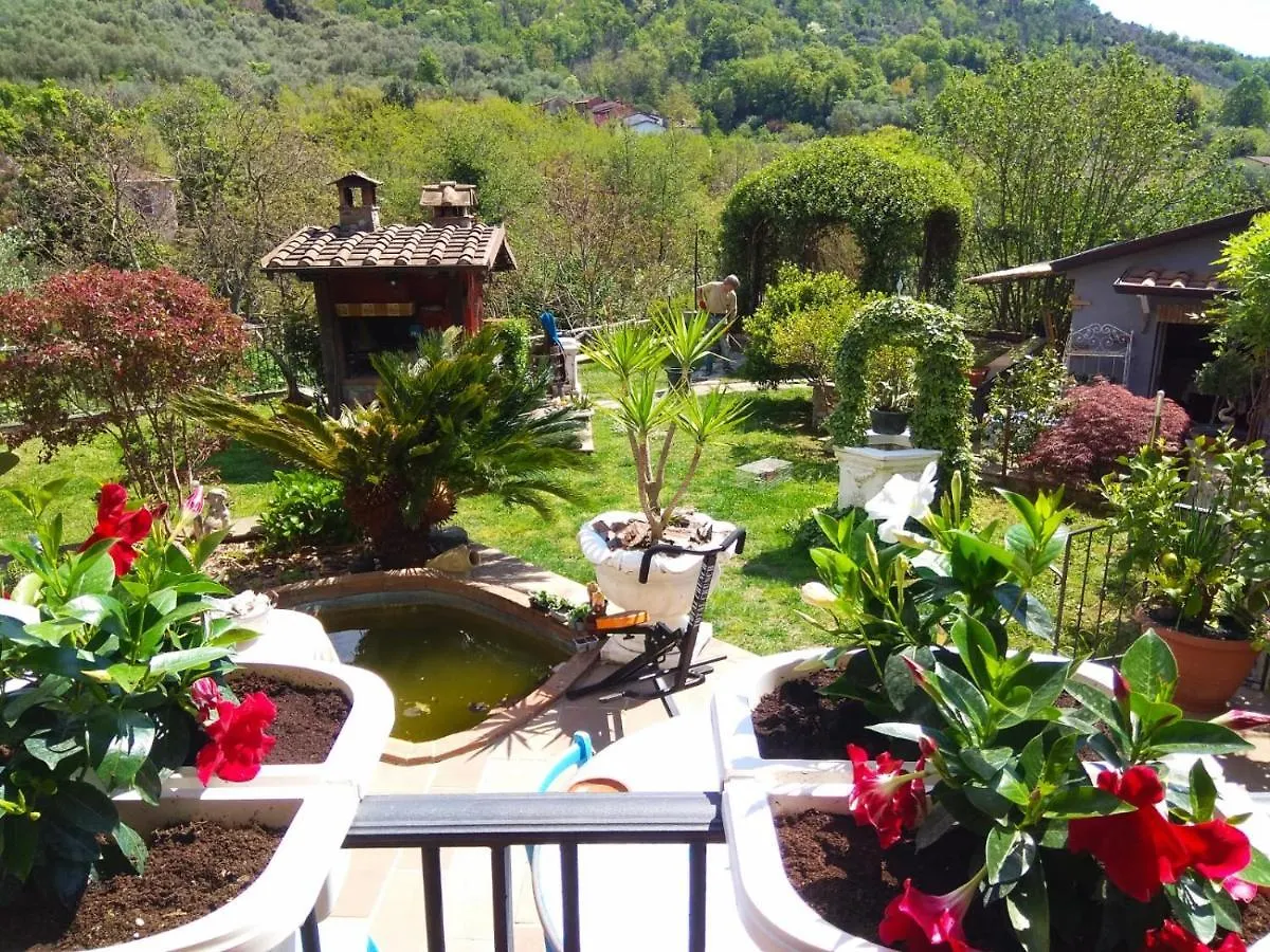 Jasmine Cottage Luni Italien